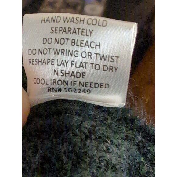 Blue Sky cozy dark green tan and ivory sweater - Picture 8 of 8